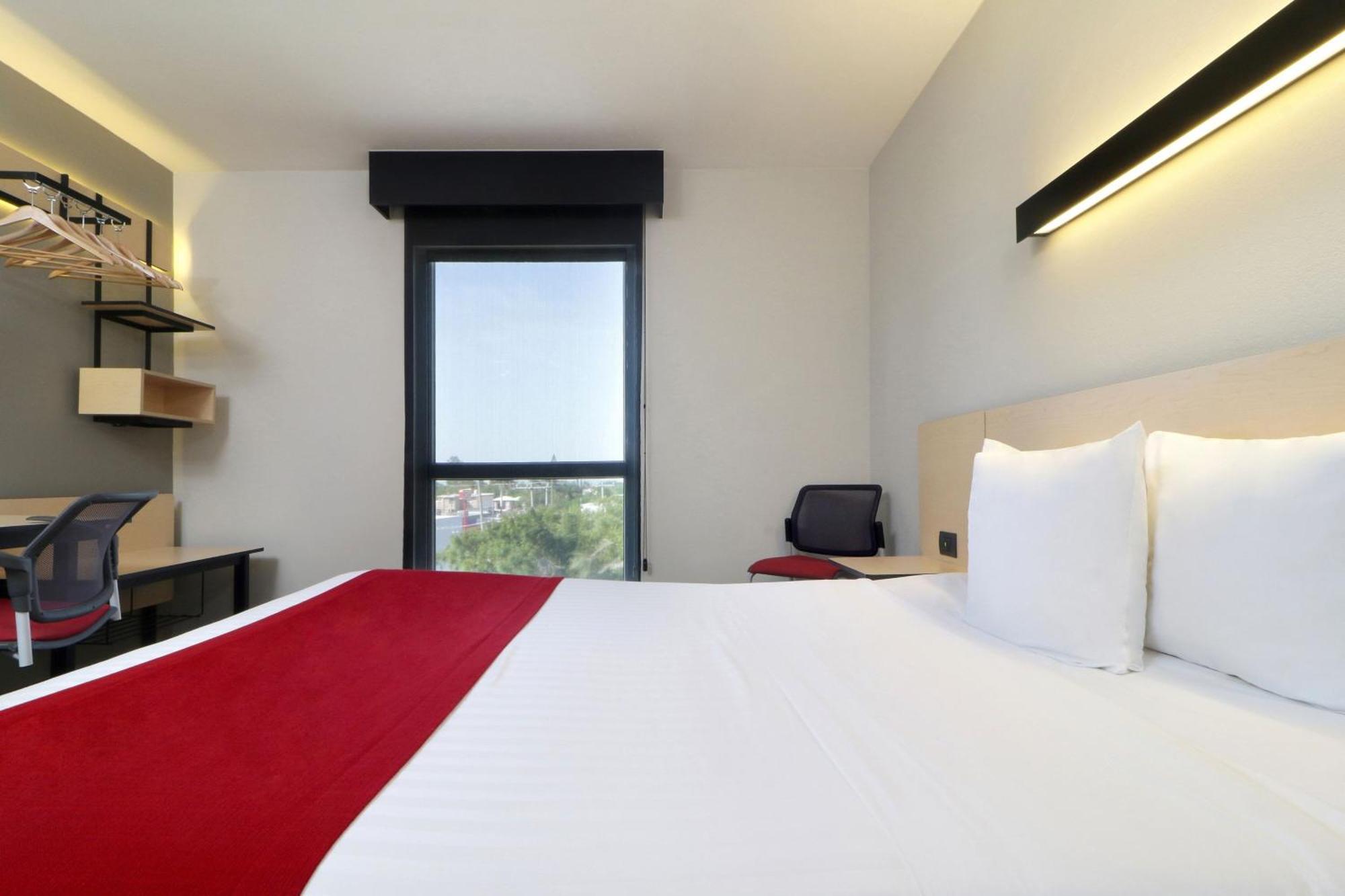 City Express By Marriott Сиудад Виктория Екстериор снимка